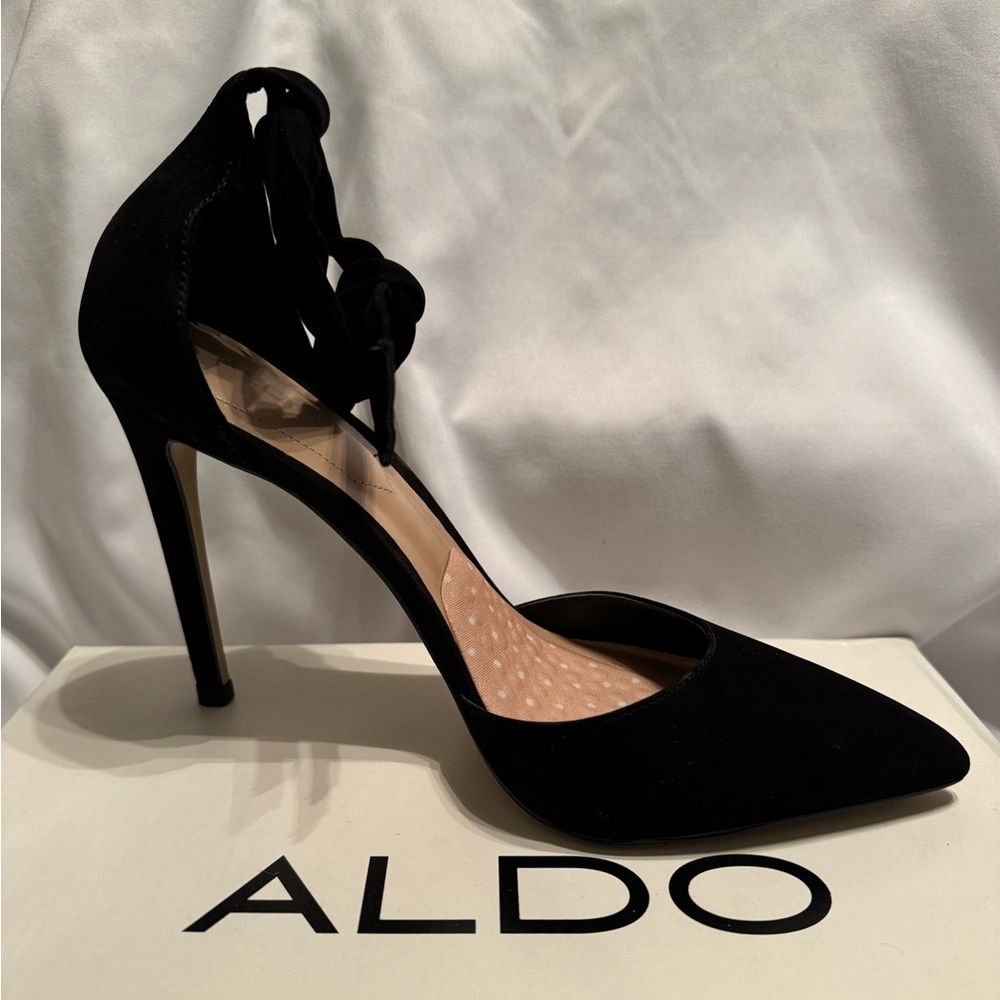 Black Suede ankle tie 4” heels by Aldo - Picture 3 of 7
